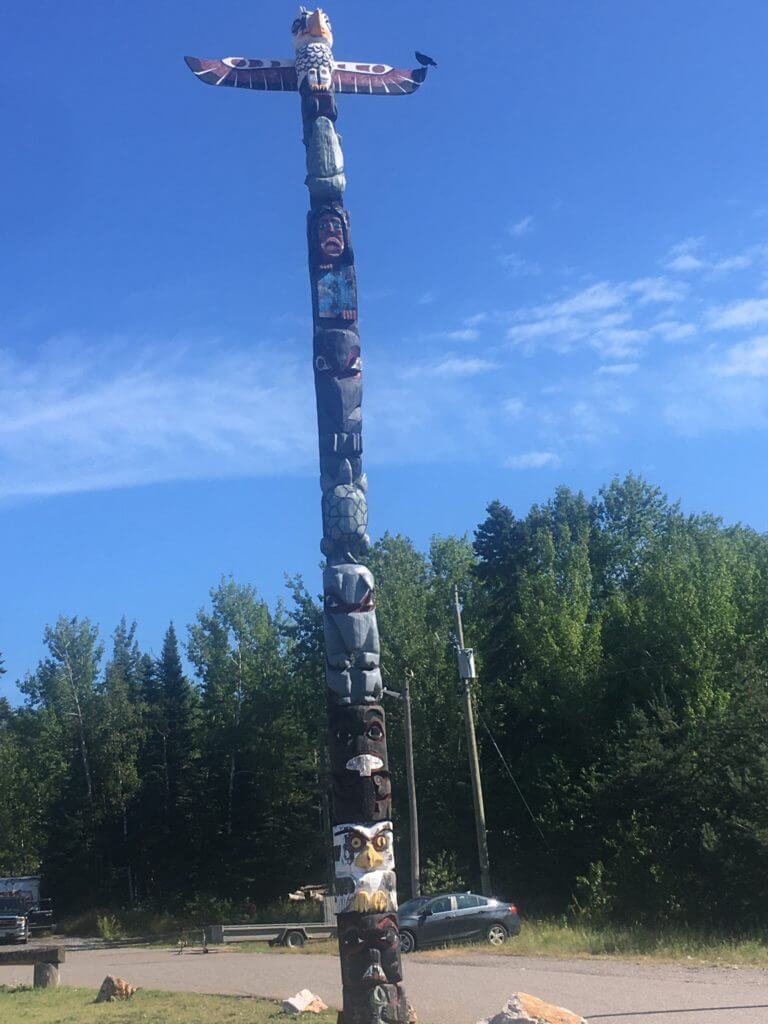 Lake Superior Roadside Attractions - Pinecrest Totem Pole